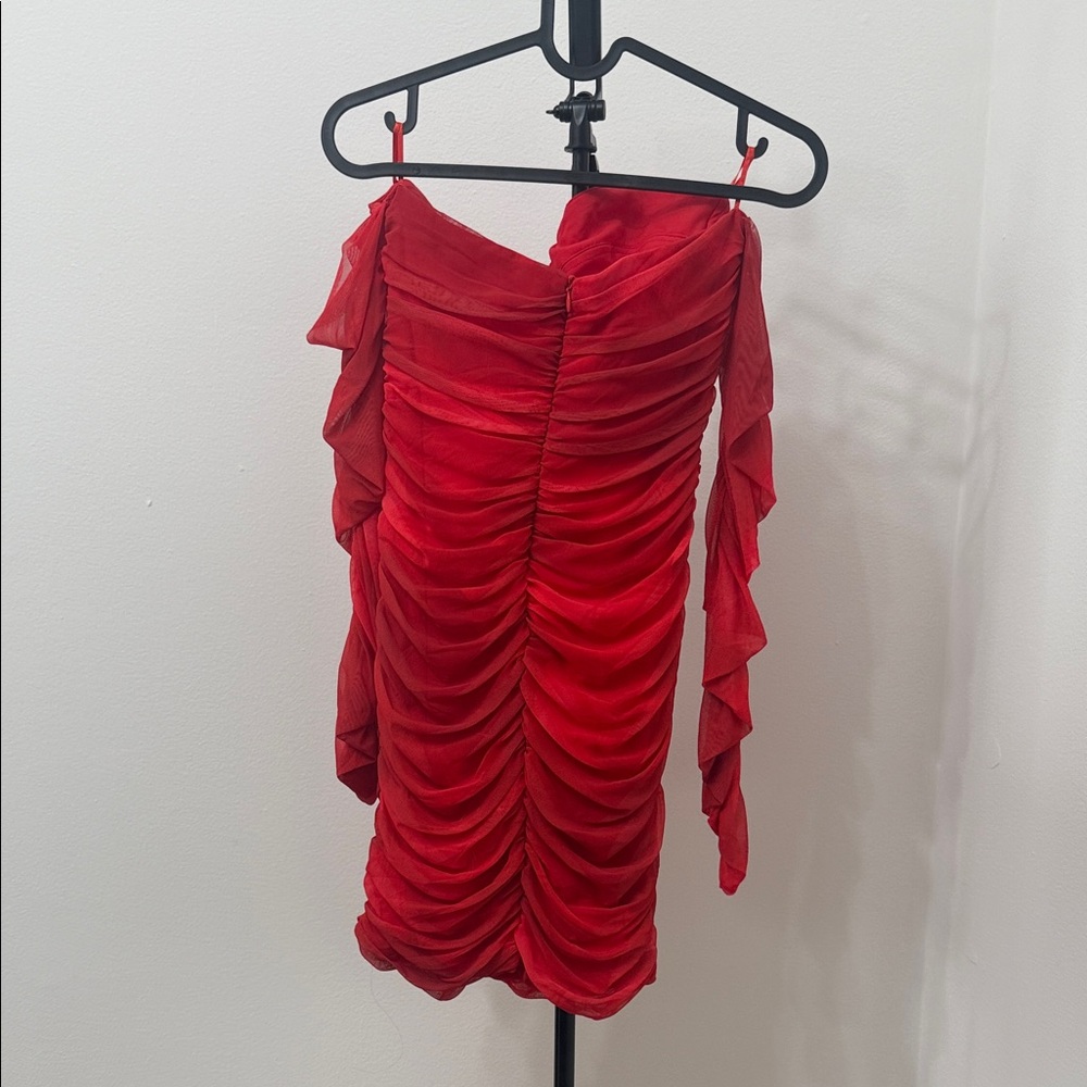 Red Off-Shoulder Ruched Dress - Picture 4 of 6